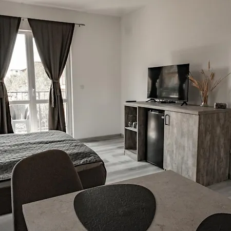 July's 普里莫尔斯科